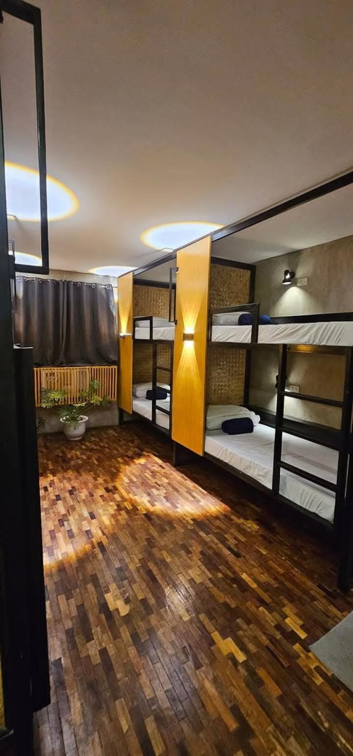 Reef Hostel Puerto Princesa Exterior photo